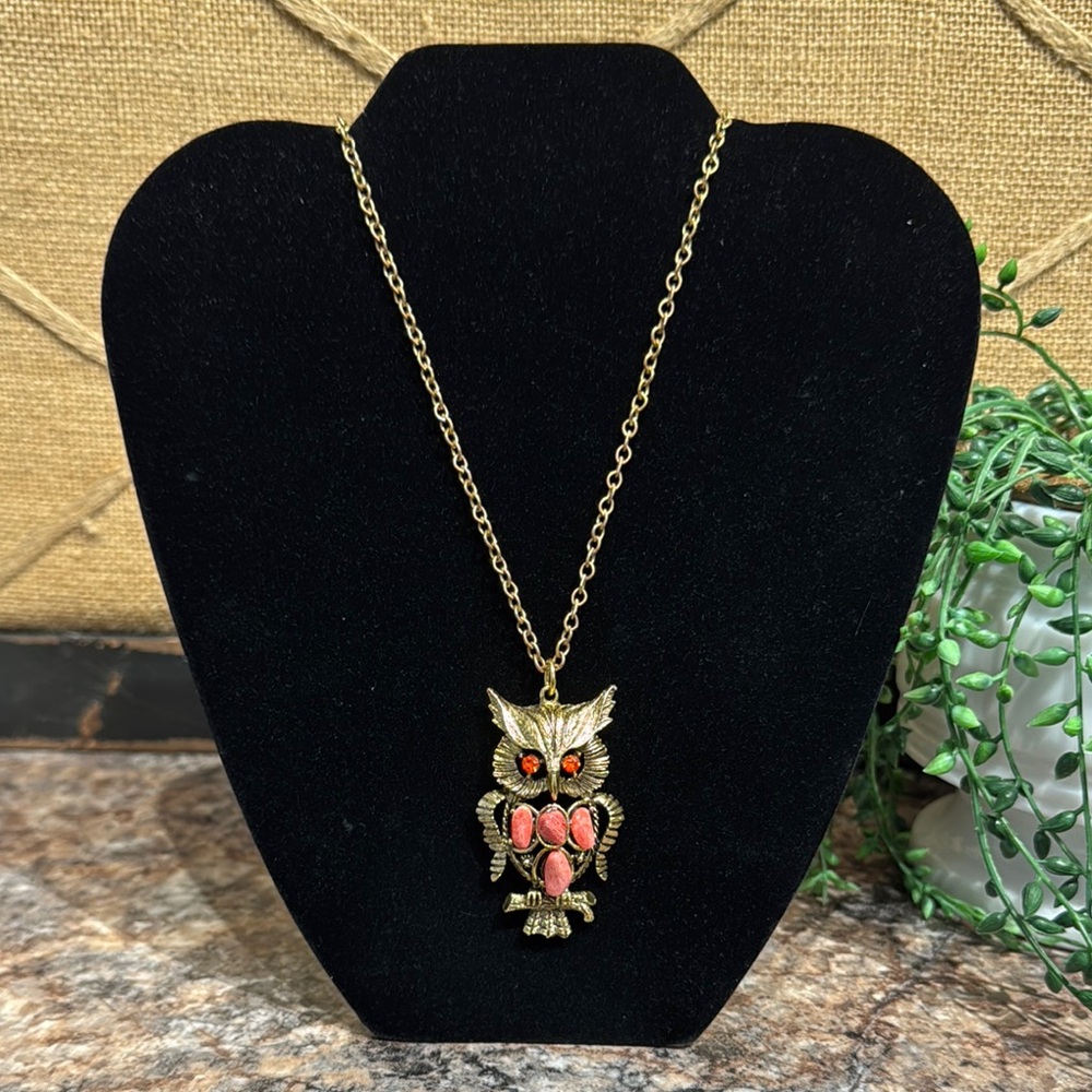 Vintage Owl pendant necklace